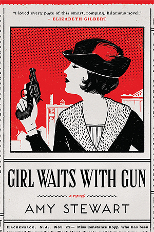Chica espera con pistola
