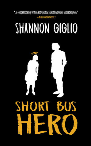 Héroe corto del autobús