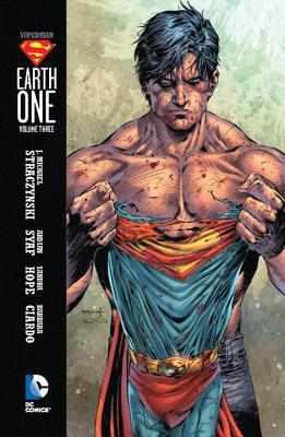 Superman: Earth One, Volumen 3