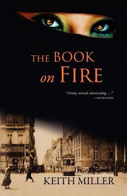 El libro en llamas