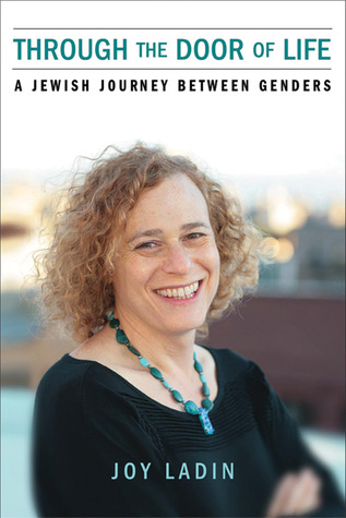 A través de la puerta de la vida: un viaje judío entre géneros