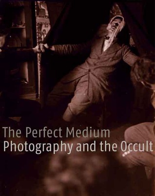 El medio perfecto: la fotografía y el ocultismo